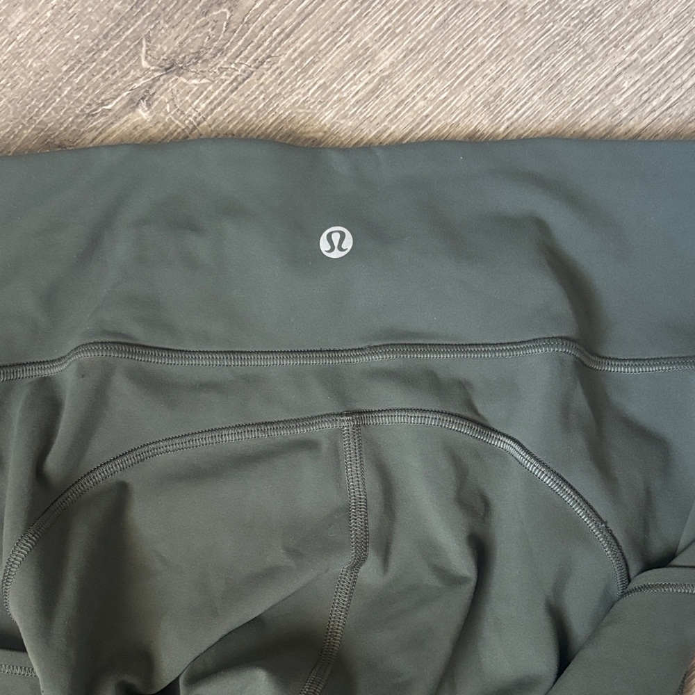 Lululemon Invigorate High-Rise Crop 23" - Picture 2 of 8